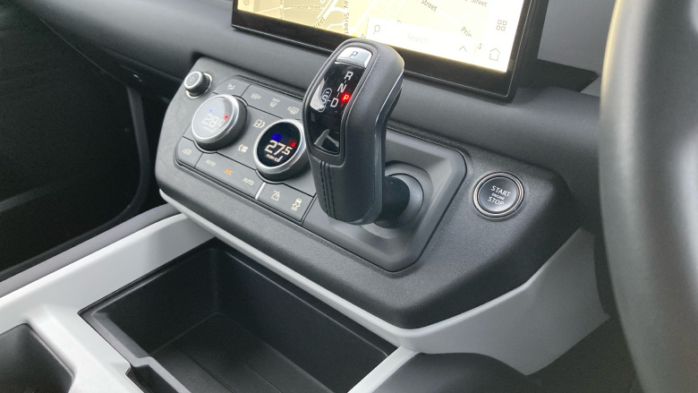 Land Rover Defender 90 Diesel 3.0 D250 Hard Top S Auto